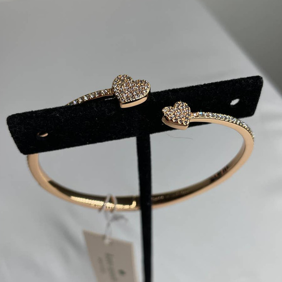 Kate Spade yours truly Heart pave open hinge cuff Bracelet Rose Gold (Damage) - Picture 4 of 12